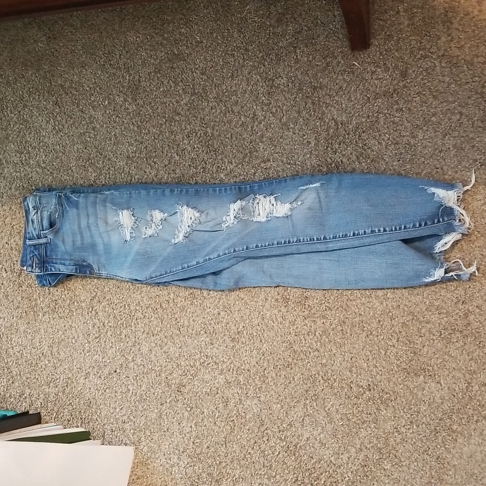 Cello light wash ripped jeans size 6